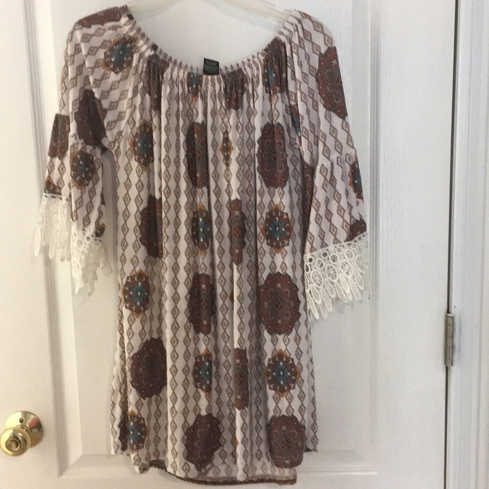 💥 Half sleeve lace tunic💥